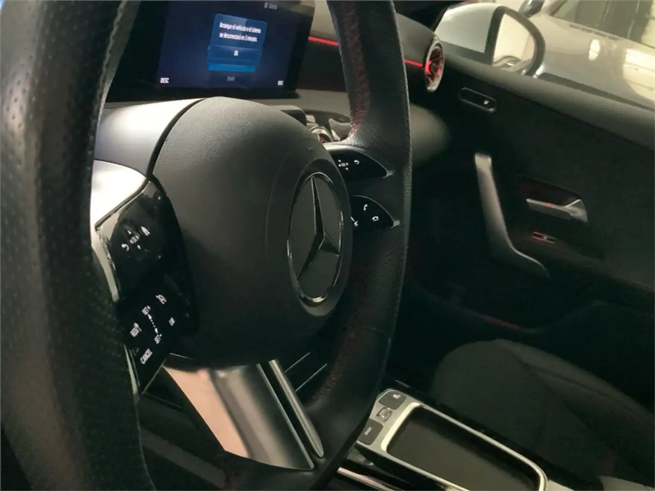 Mercedes-Benz A 180 d — Vehicle gallery 26
