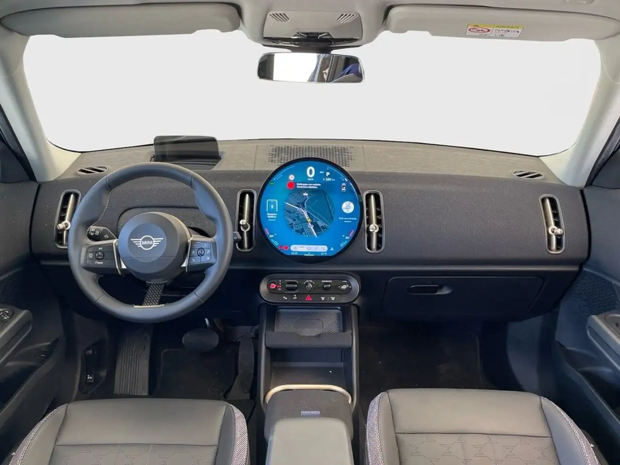 MINI One D Countryman Essential — Vehicle gallery 7