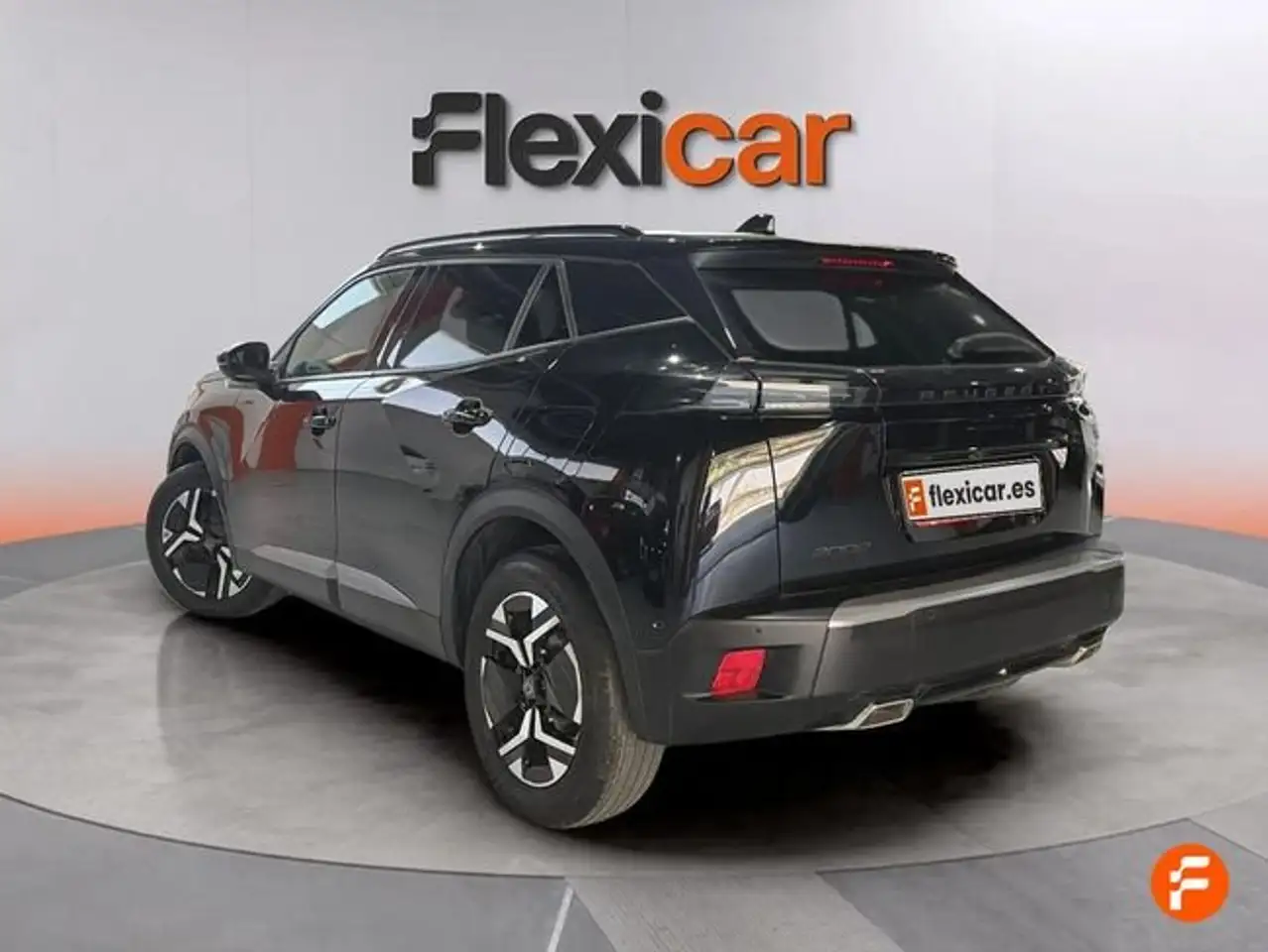 Peugeot 2008 1.2 PureTech S&S Allure EAT8 130 — معرض صور السيارة 5