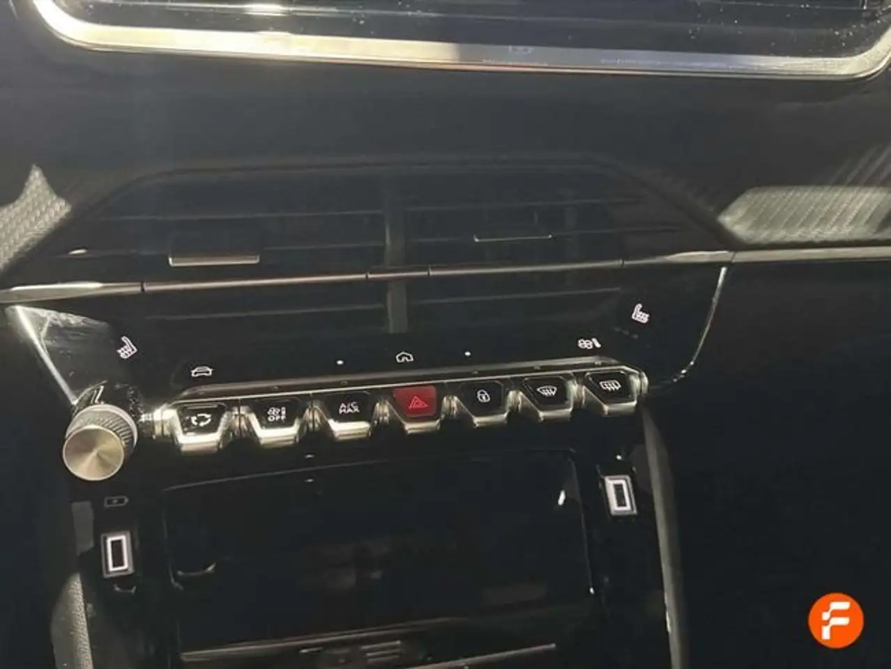 Peugeot 2008 1.2 PureTech S&S Allure EAT8 130 — معرض صور السيارة 18