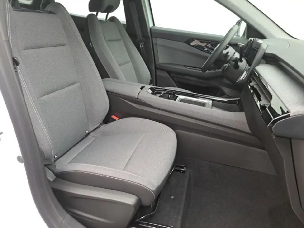 Renault Austral Mild-Hybr. 160 Evolution SHZ, GJ-Reifen — معرض صور السيارة 10