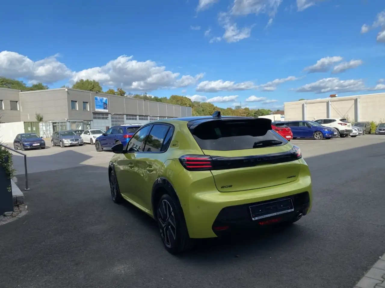 Peugeot 208 Hybrid 100 GT*RFK*CARPLAY*PANO*EPH* — Galerie du véhicule 7