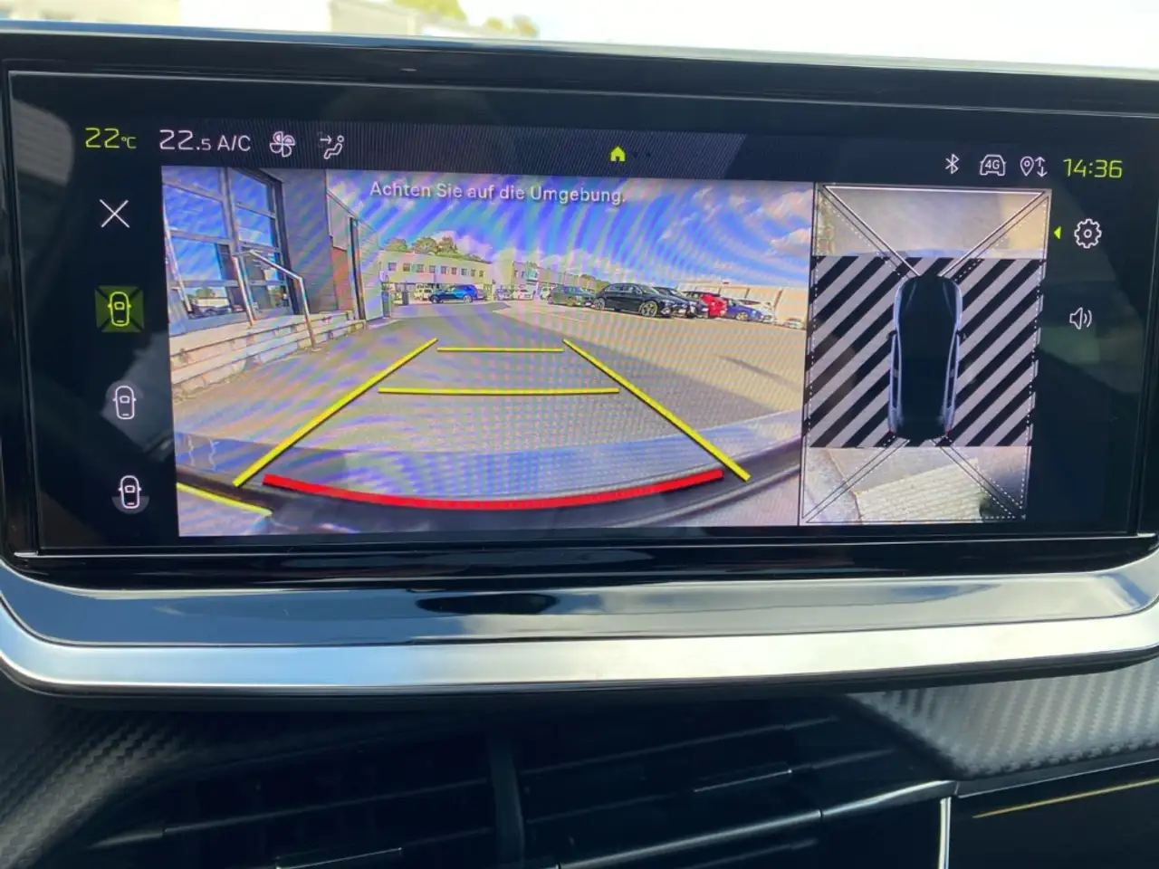Peugeot 208 Hybrid 100 GT*RFK*CARPLAY*PANO*EPH* — Galerie du véhicule 16