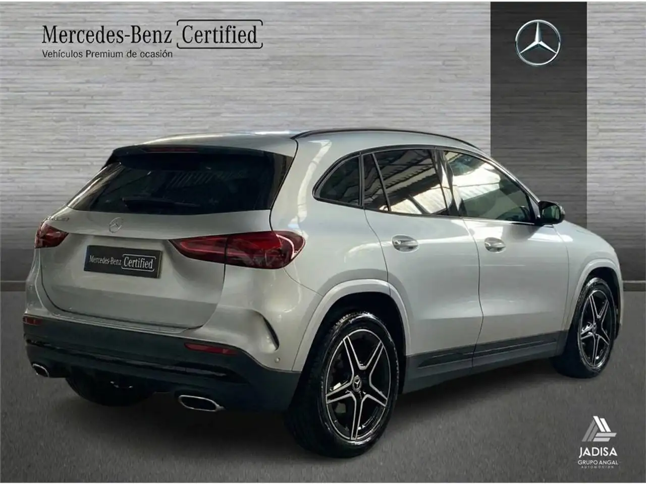 Mercedes-Benz GLA 200 D — معرض صور السيارة 4