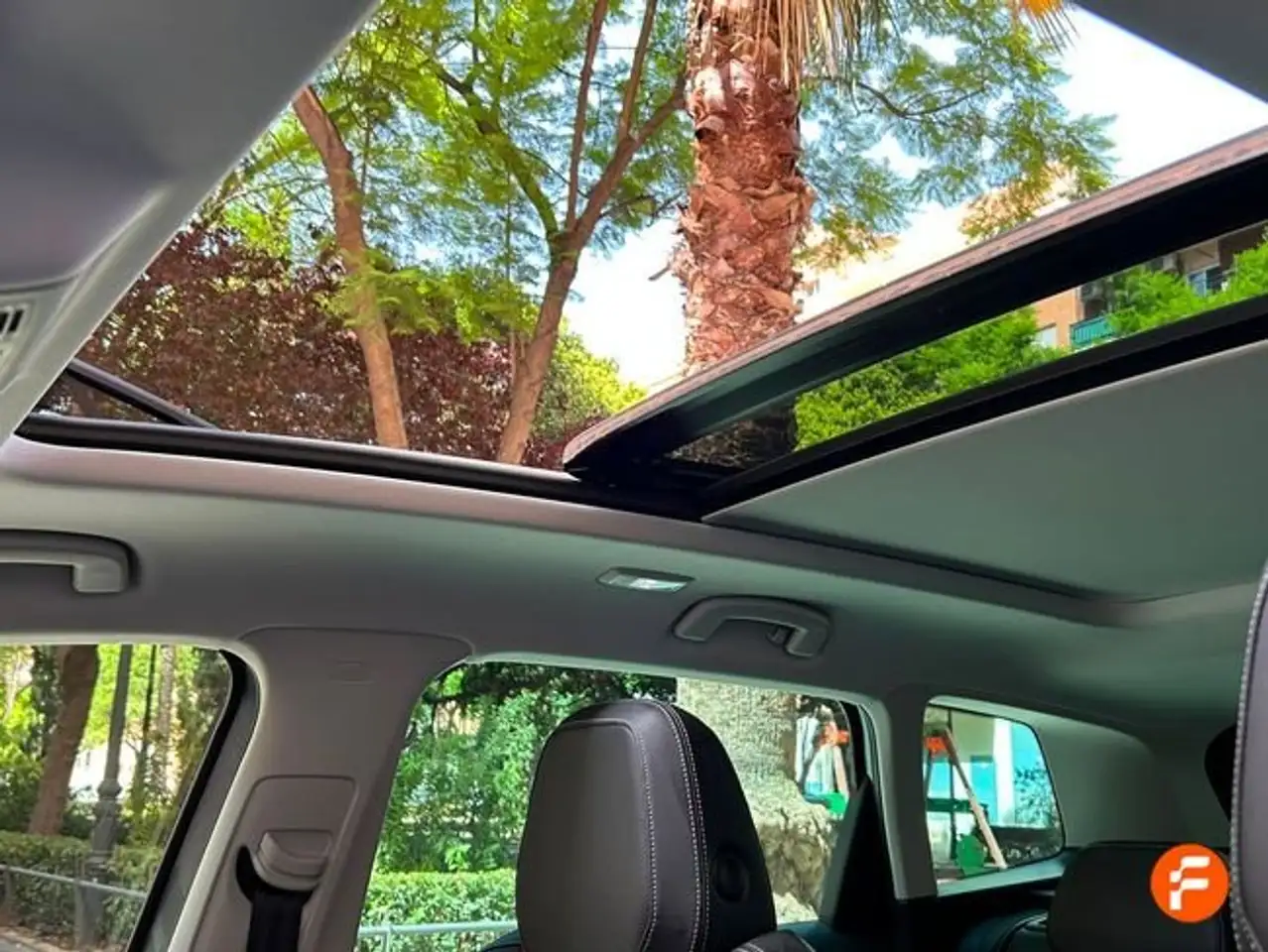Skoda Karoq 1.5 TSI Selection ACT DSG 110KW — Galerie du véhicule 18
