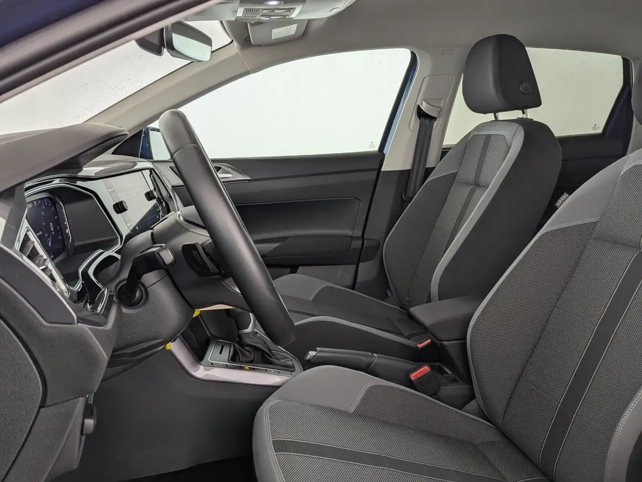 Volkswagen Polo Polo 1.0 TSI Style (EURO 6d) LED+NAVI+ACC+VC+SHZ — Galerie du véhicule 15