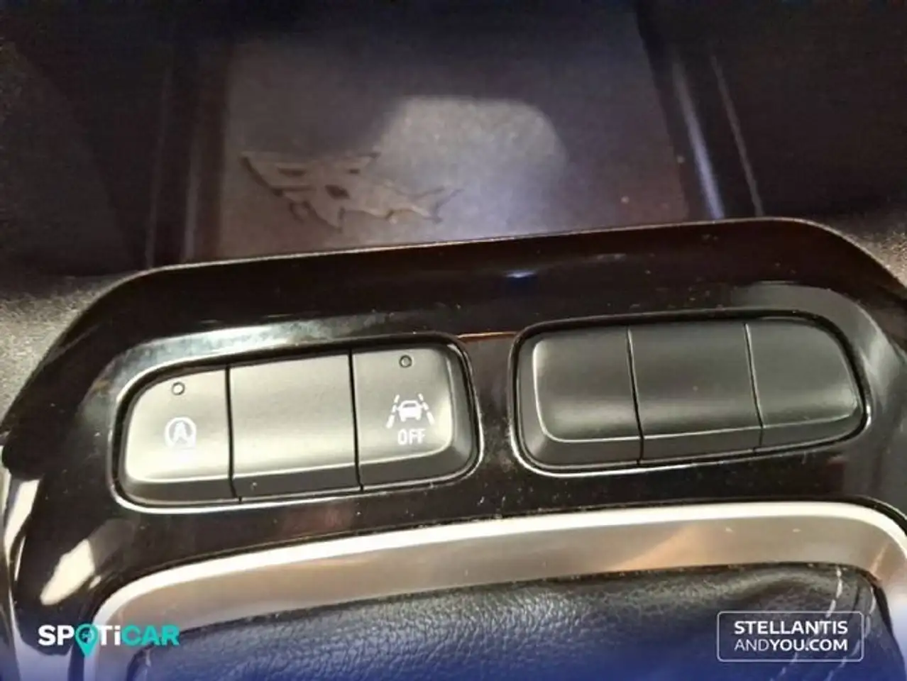 Opel Corsa 1.2T XHL S/S Edition 100 — معرض صور السيارة 17