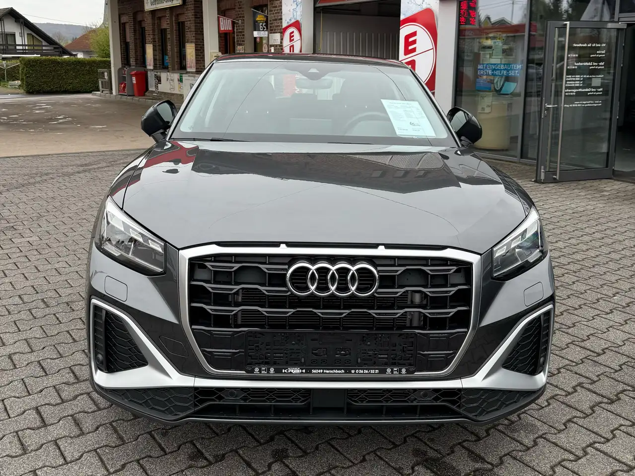 Audi Q2 S line — معرض صور السيارة 2