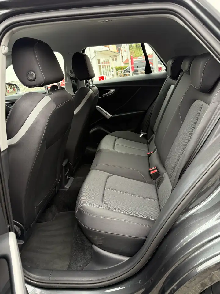 Audi Q2 S line — معرض صور السيارة 23