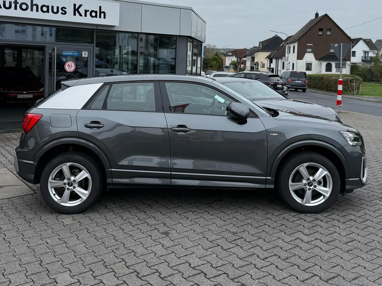 Audi Q2 S line — معرض صور السيارة 3