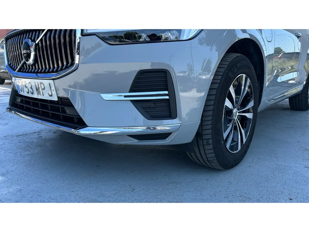 Volvo XC60 T6 Recharge Core — Galerie du véhicule 32