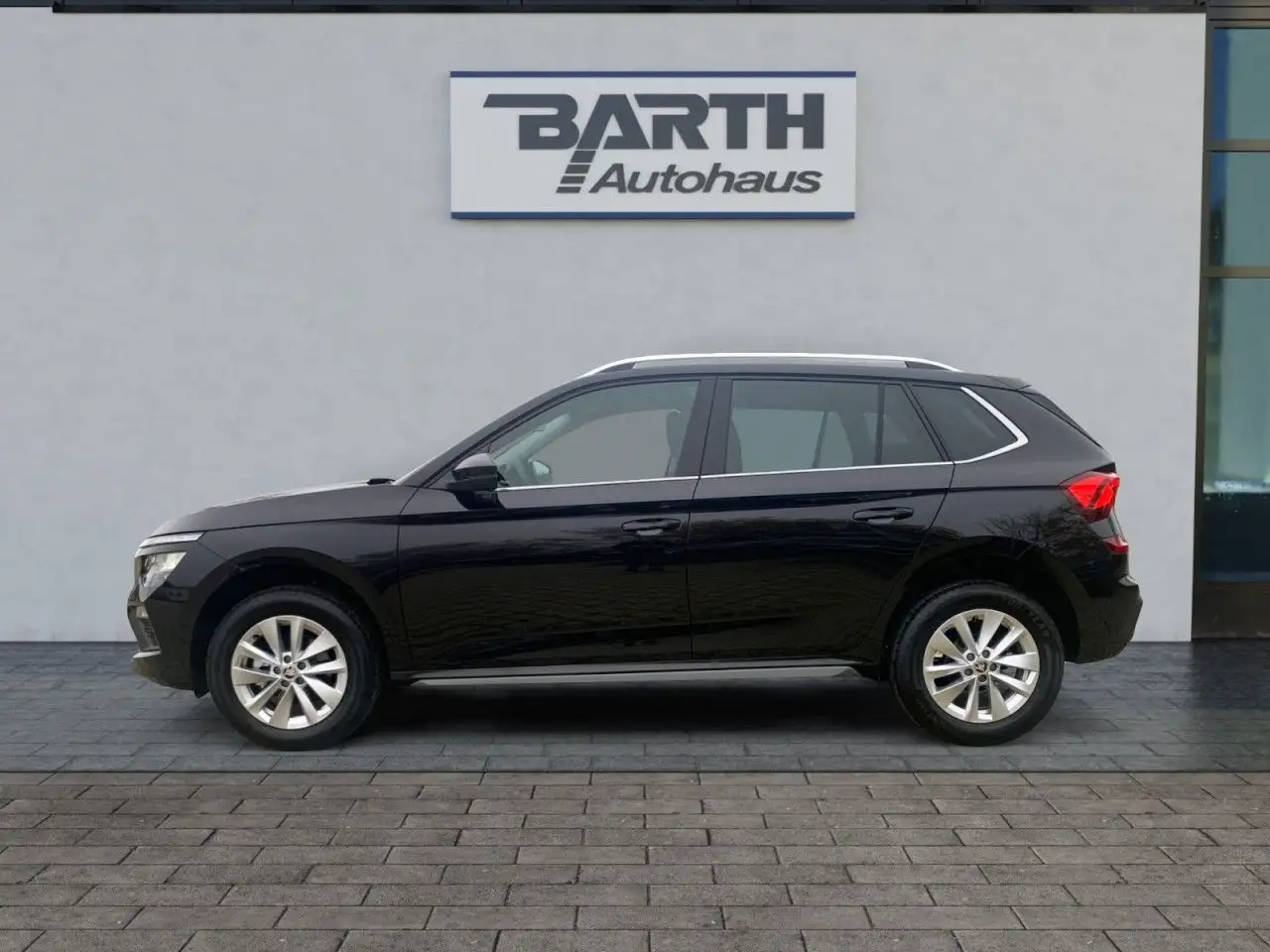 Skoda Kamiq 1.0 Selection+DSG+LED+GRA+RÜCKFAHRK+SITZH+ — Galería del vehículo 2