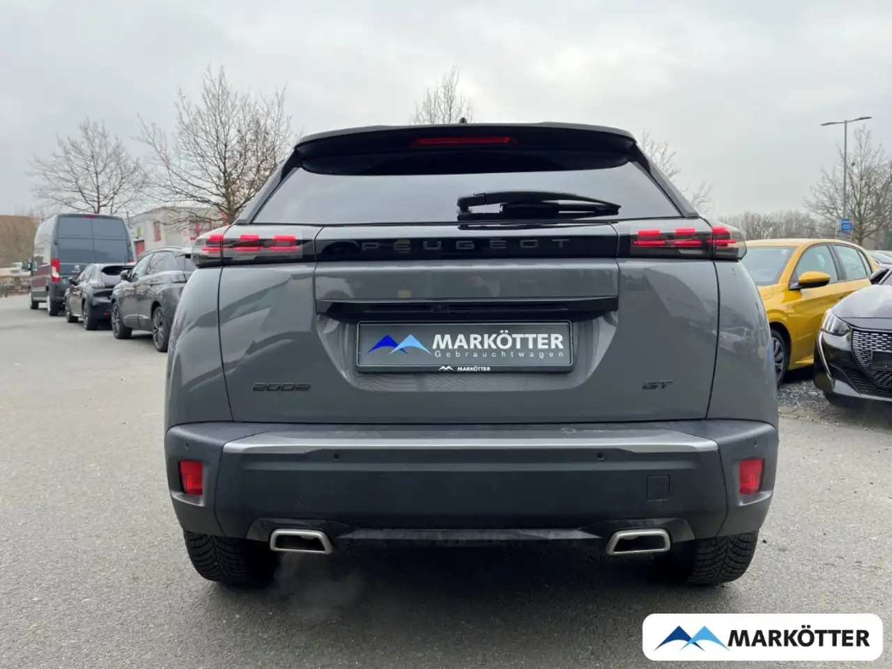 Peugeot 2008 GT PureTech 130 SHZ/TEMP/CAM/MSGE — Vehicle gallery 6