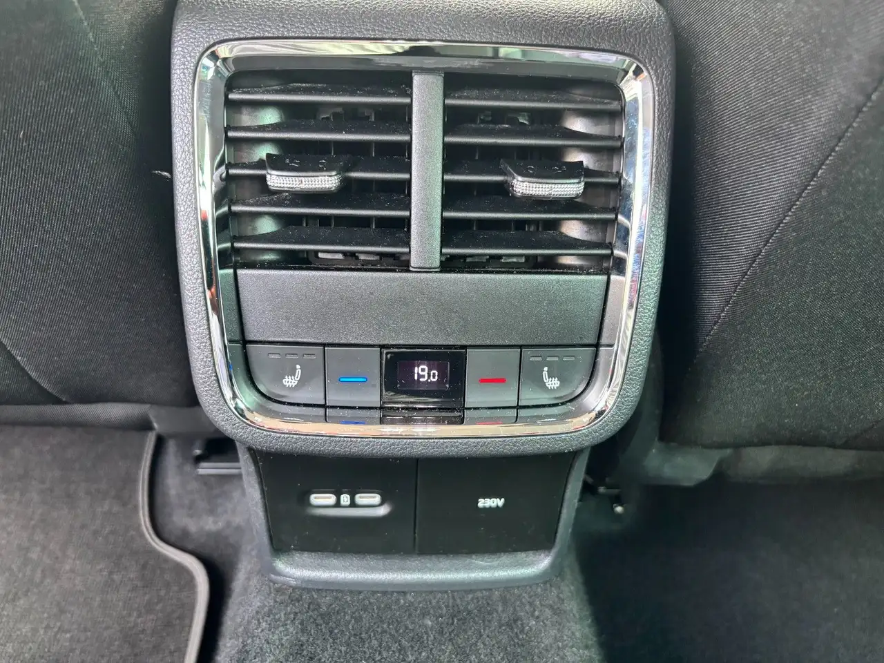Skoda Octavia 1.5 eTSI Combi Style*ACC*Columbus*Headup — معرض صور السيارة 14