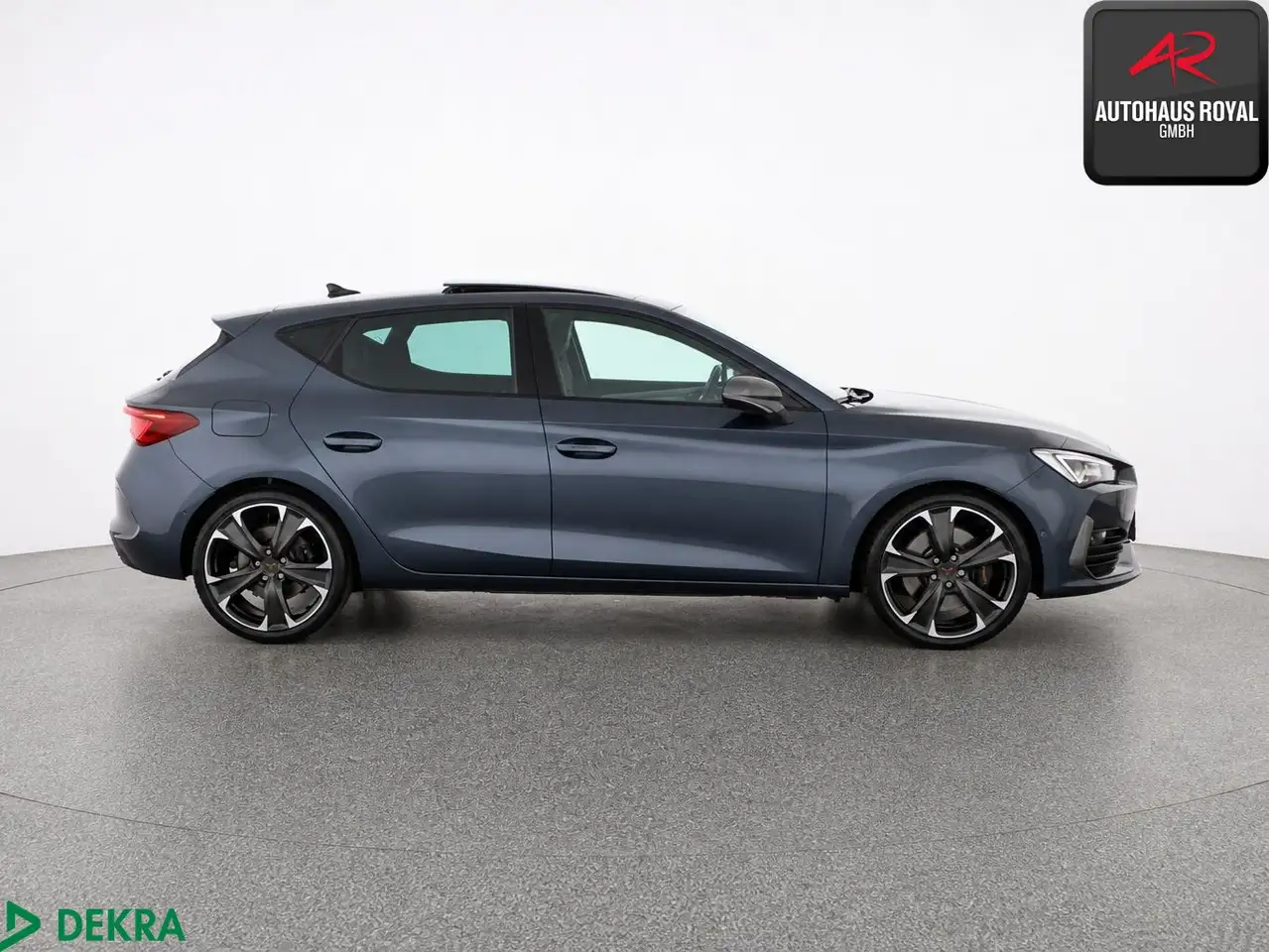 CUPRA Leon 2.0 TSI VZ PANO,MEMORY,TOTWINKEL,PARKLENK — Vehicle gallery 6