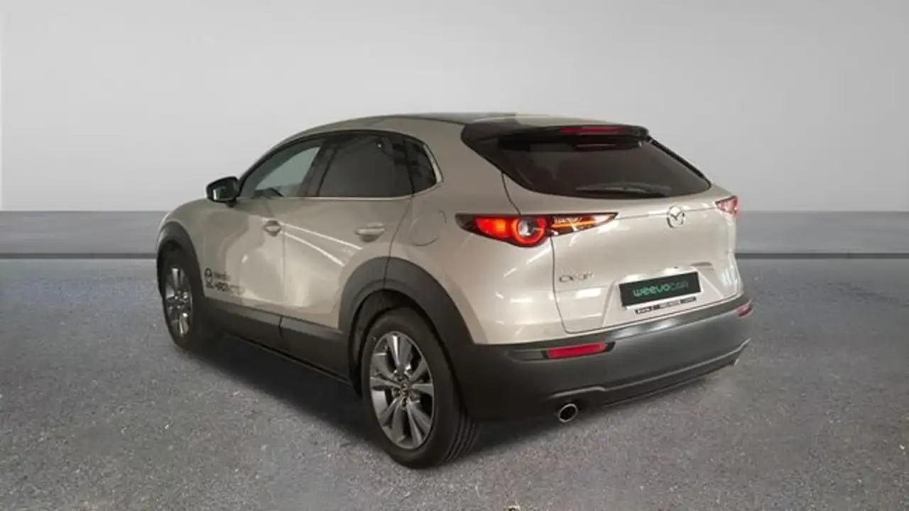 Mazda CX-30 2025 2.5 e-SKYACTIV G MHEV 140CV 6MT FWD EXCLUSIVE — معرض صور السيارة 2