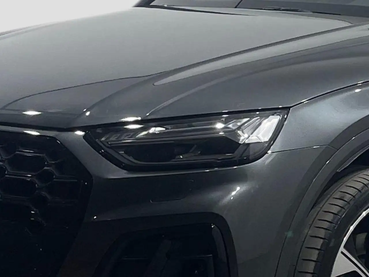 Audi Q5 Sportback 40 TDI quattro-ultra S line S tronic 150 — Galerie du véhicule 6