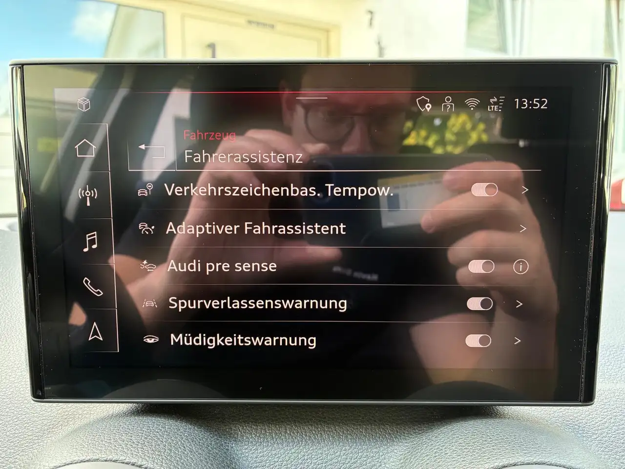 Audi Q2 1.5 TFSI DSG LED SHZ PDC KAMERA SHZ ACC — Vehicle gallery 12