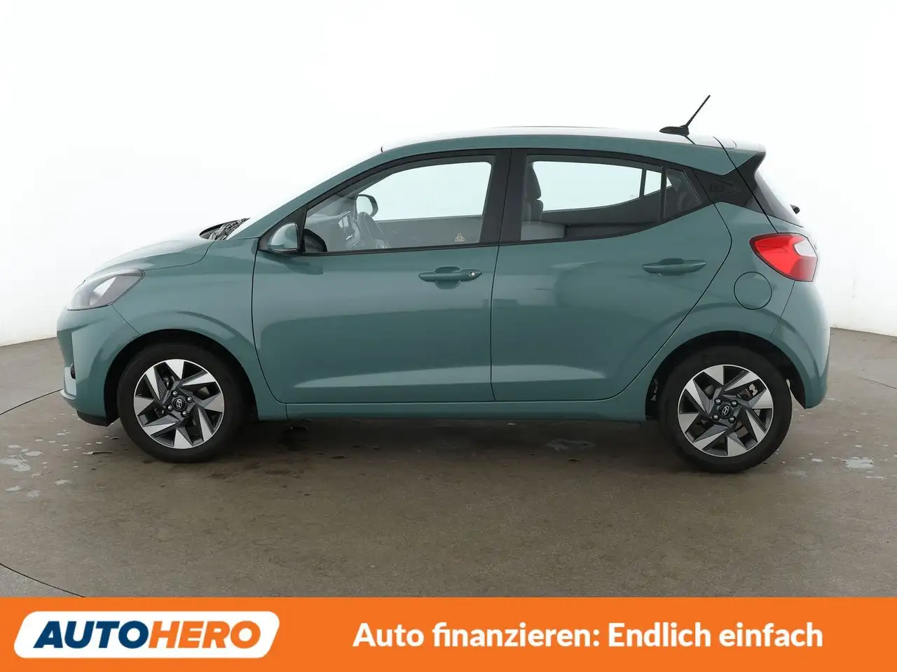 Hyundai i10 1.2 Trend*NAVI*CAM*TEMPO*SHZ* — Vehicle gallery 3