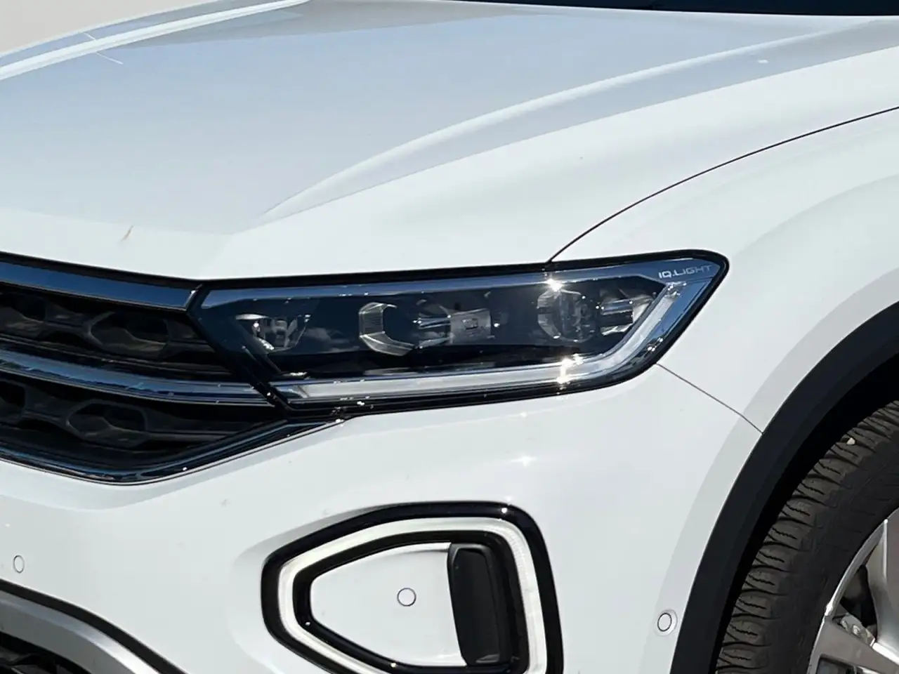Volkswagen T-Roc Style 1,5 TSI DSG Navi AHK RFK Privacy — Vehicle gallery 3