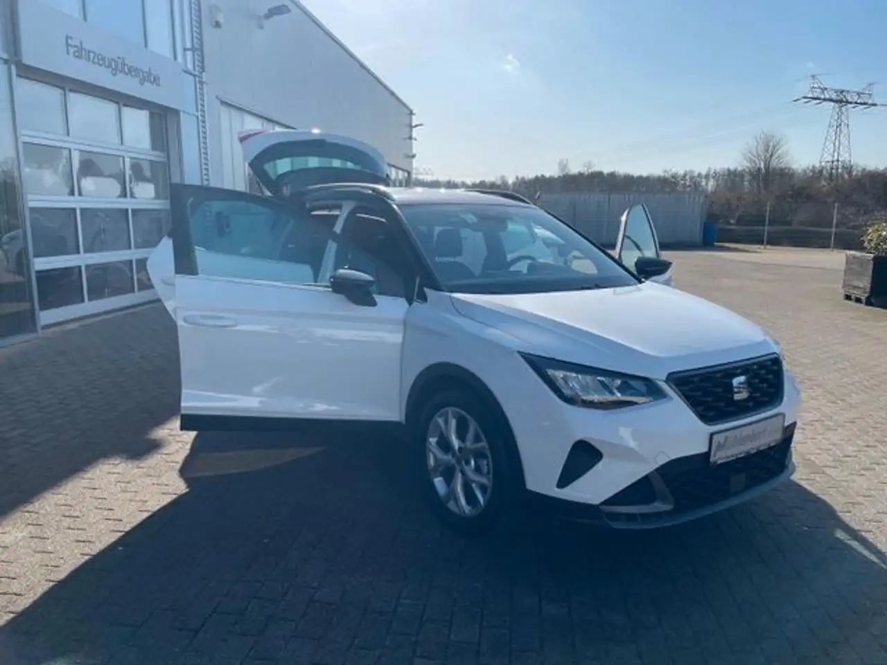 SEAT Arona 1.0 TSI DSG FR — معرض صور السيارة 9