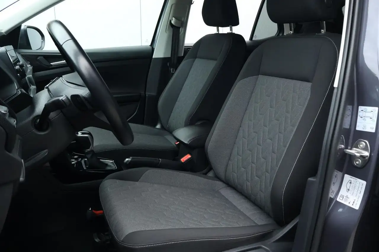 Volkswagen T-Cross 1.0 TSI Life Edition / sitzheizung / DAB — Galerie du véhicule 10