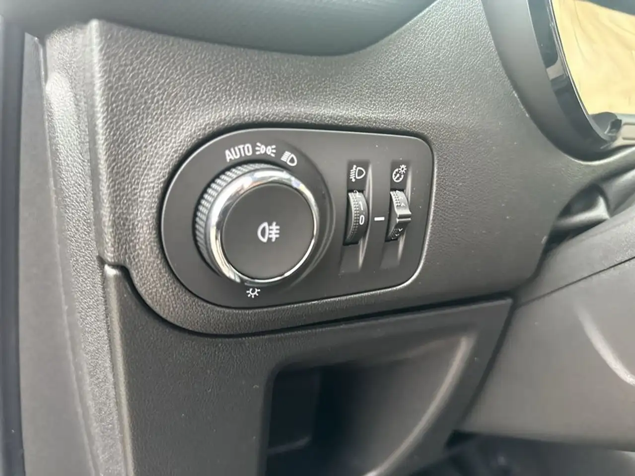 Opel Crossland Crossland 1.2 Enjoy — Galería del vehículo 14