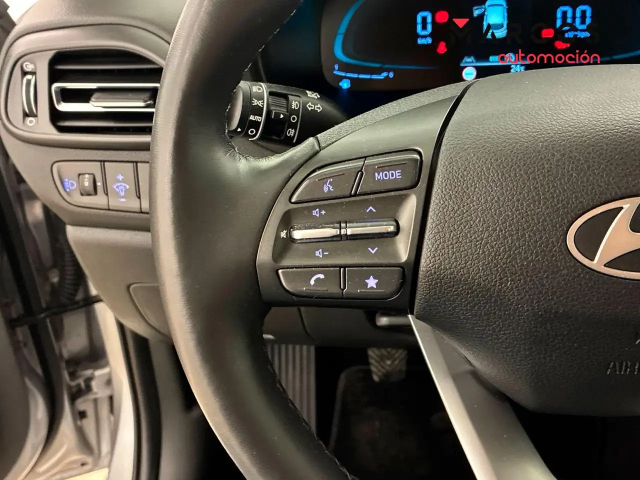 Hyundai i30 1.0 TGDI Klass 48V 100 — معرض صور السيارة 25