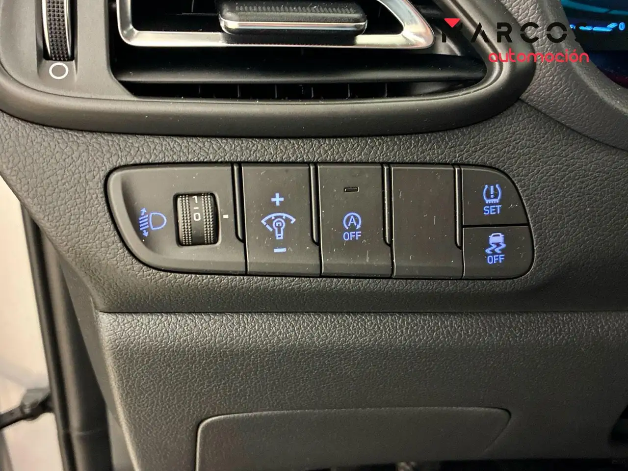Hyundai i30 1.0 TGDI Klass 48V 100 — معرض صور السيارة 24