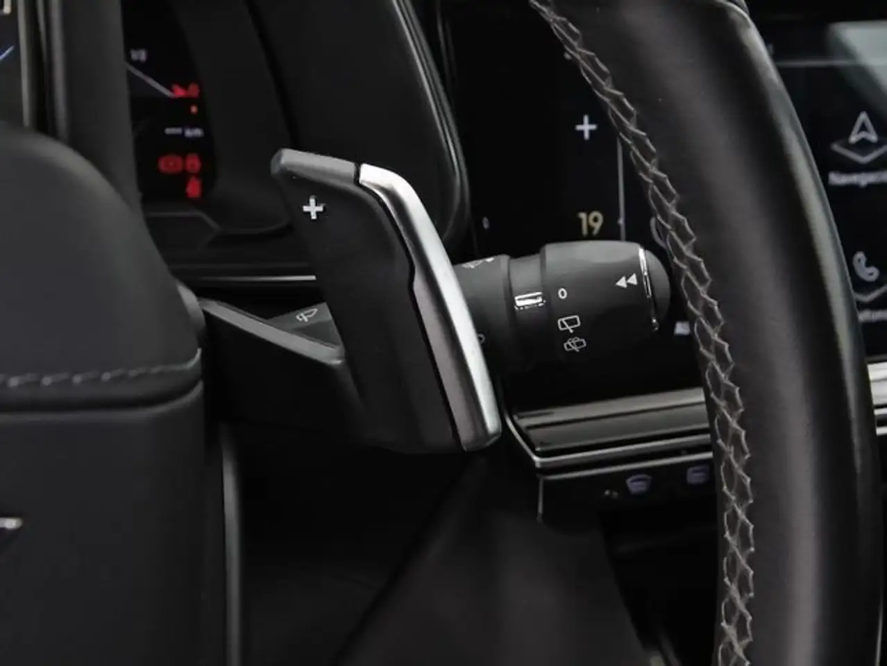 DS Automobiles DS 7 Crossback 1.5BlueHDi Rivoli Aut. — معرض صور السيارة 17