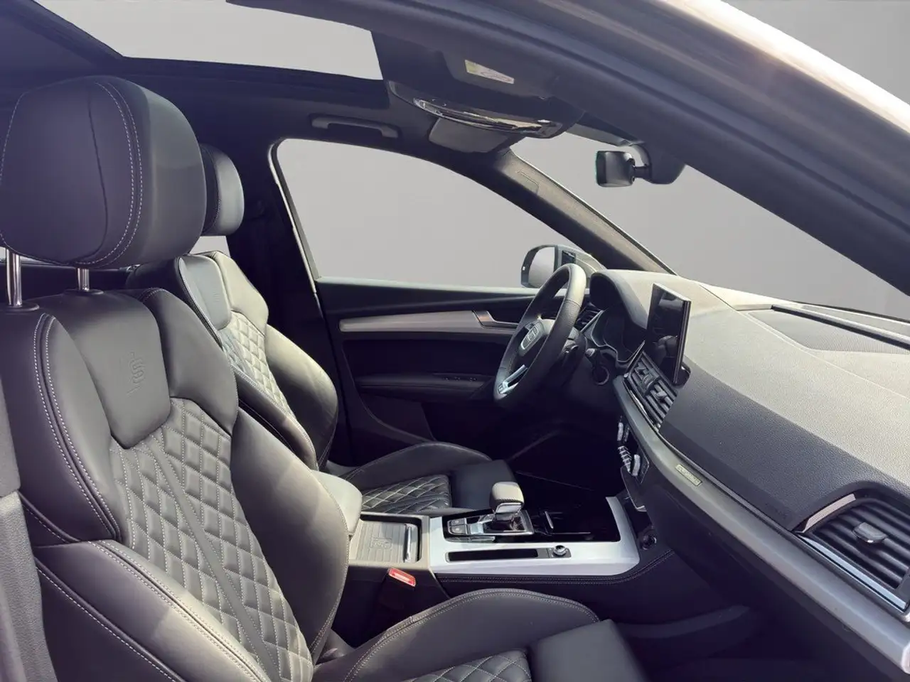 Audi Q5 55 TFSIe qu. S line Matrix AHK ACC Kamera — معرض صور السيارة 9