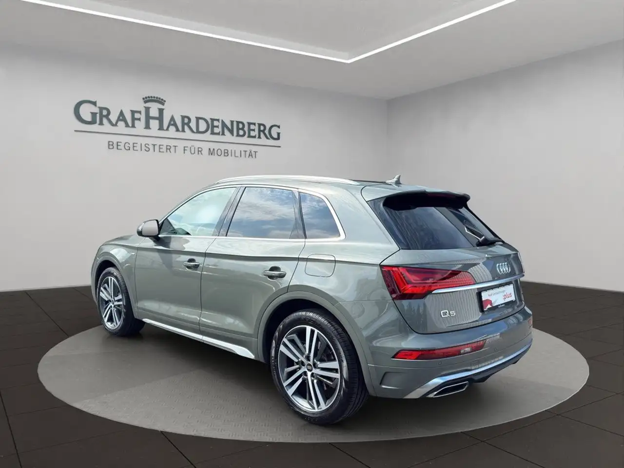 Audi Q5 55 TFSIe qu. S line Matrix AHK ACC Kamera — معرض صور السيارة 8
