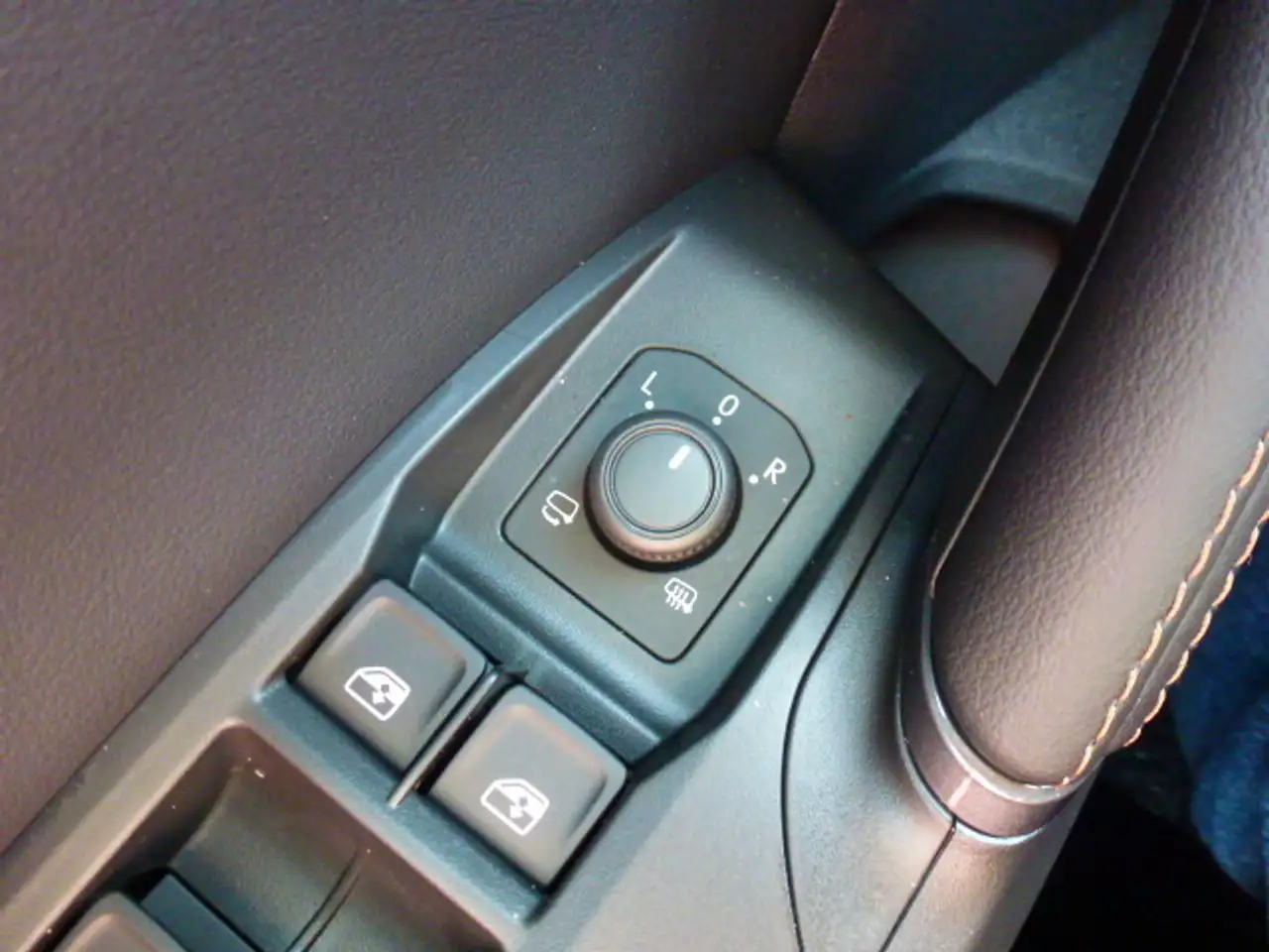 CUPRA Formentor 1.5 TSI DSG + SHZ + Allwetter — معرض صور السيارة 12