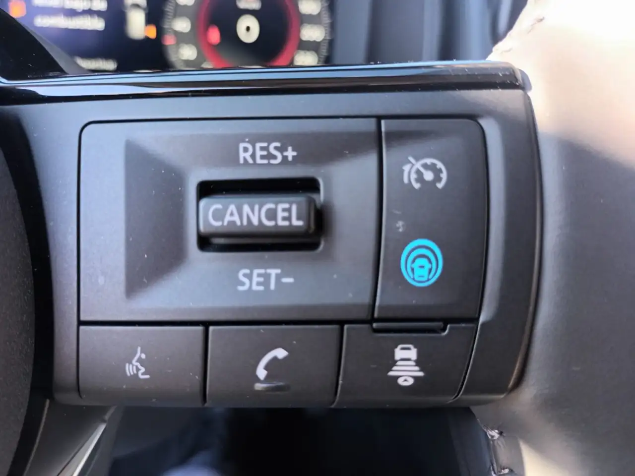 Nissan X-Trail 1.5 e-Power Tekna 4x2 5pl. 152kW — Galerie du véhicule 10