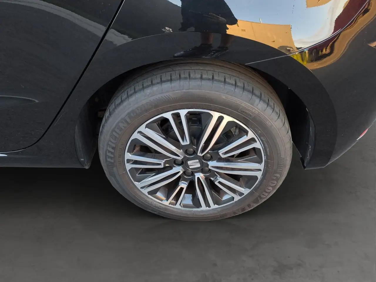 SEAT Ibiza 1.0 TSI Style VIRT.COCKPIT PDZ SHZ — معرض صور السيارة 9