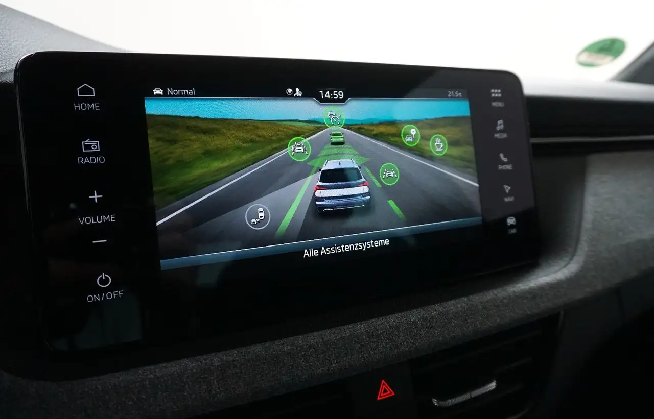 Skoda Kamiq Selection ACC KAMERA PANO MATRIX SCHECKHF — معرض صور السيارة 24