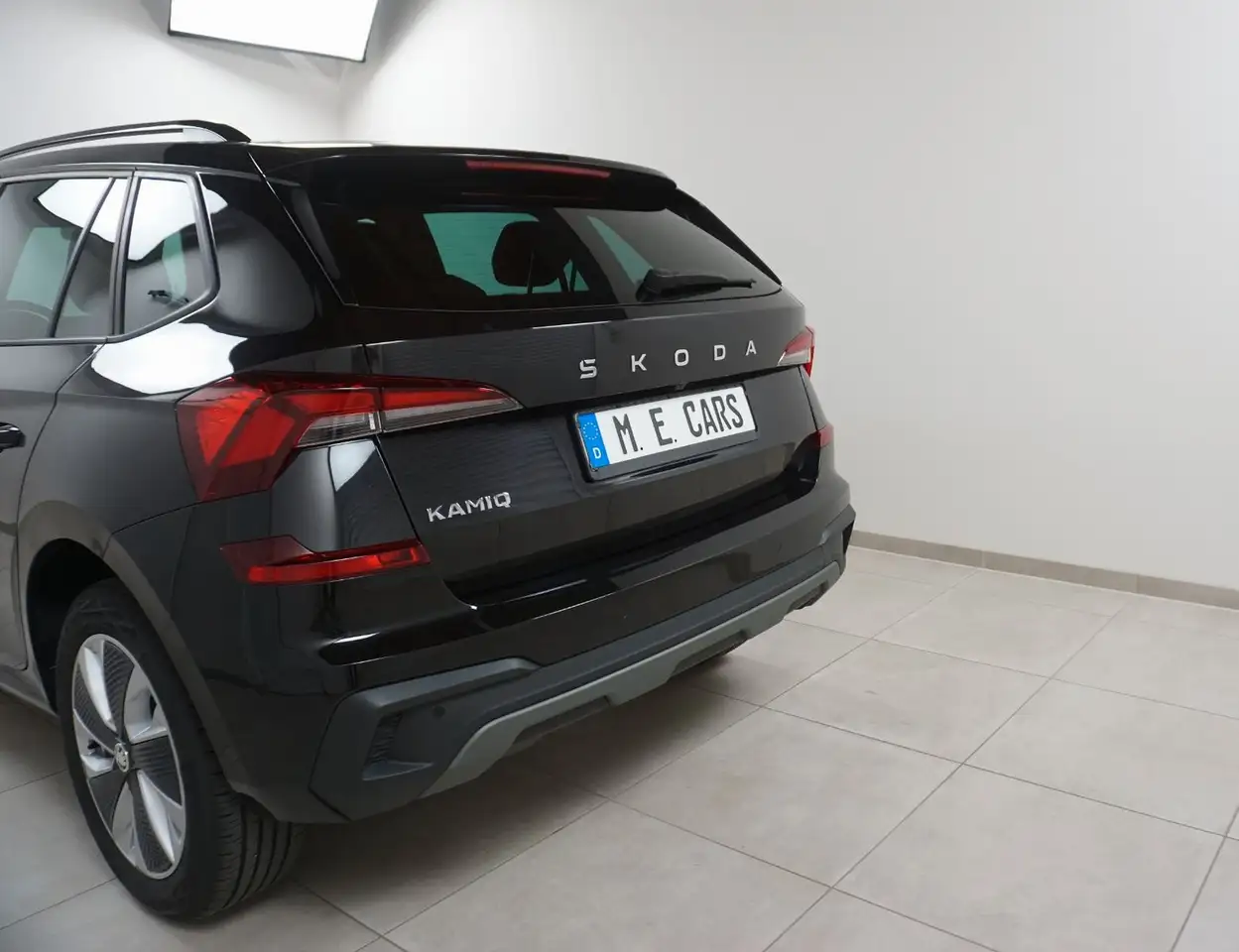Skoda Kamiq Selection ACC KAMERA PANO MATRIX SCHECKHF — معرض صور السيارة 9