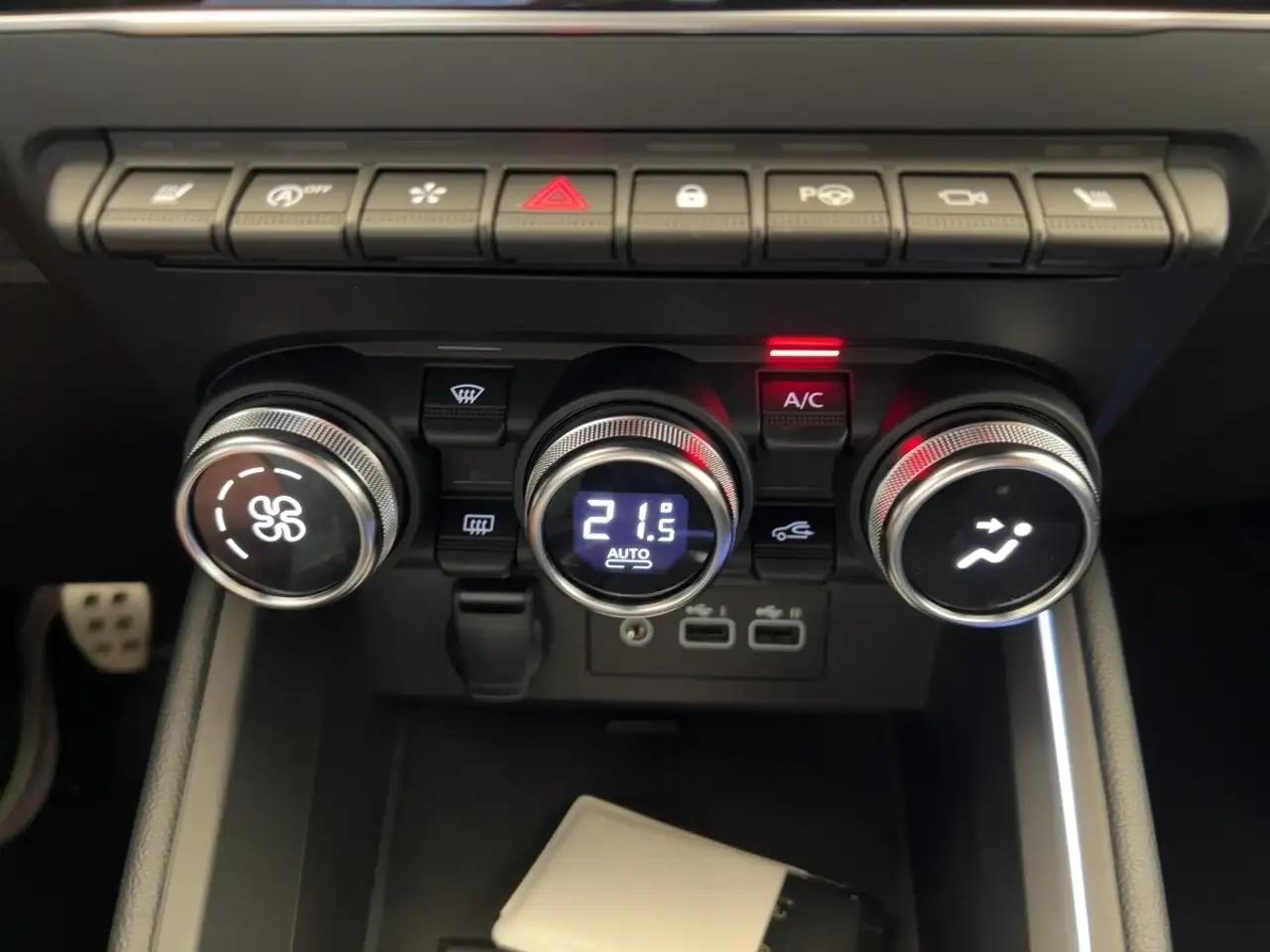 Renault Clio ESPRIT ALPINE TCE 90 SELBSTPARKEND — معرض صور السيارة 16