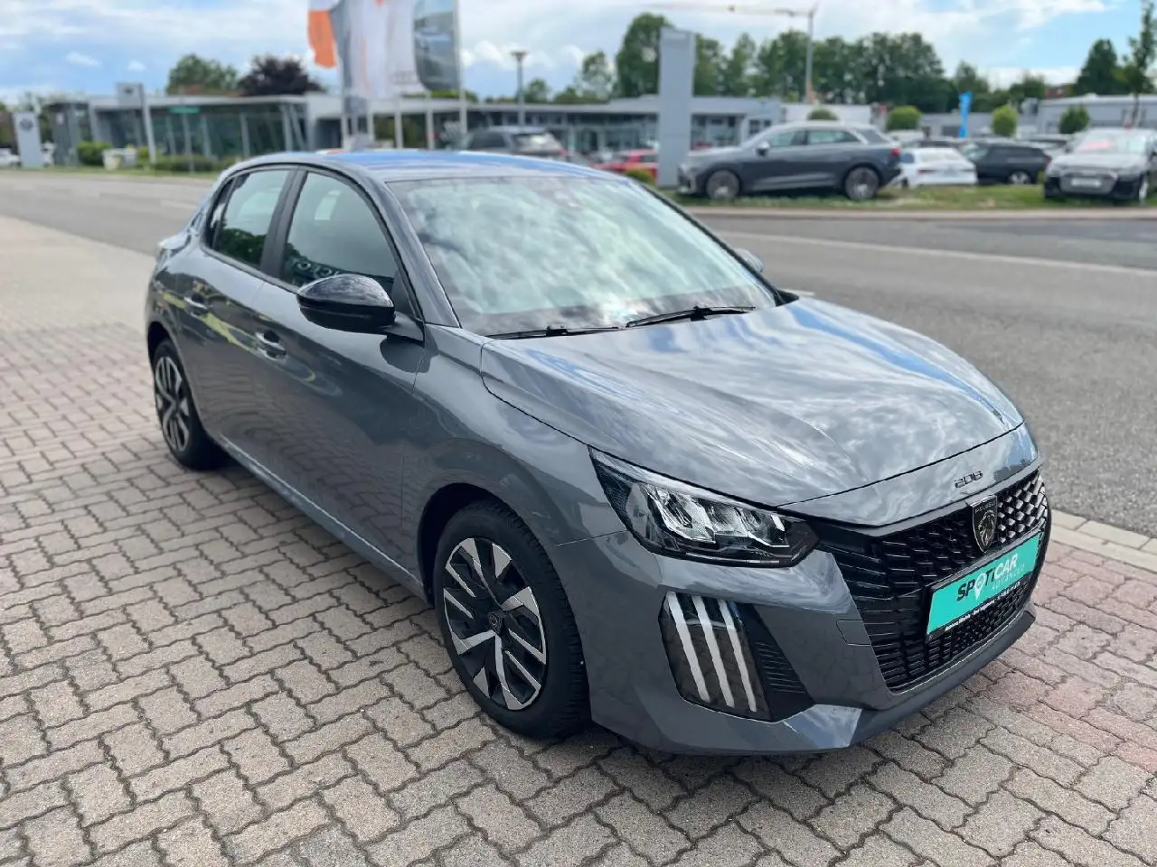 Peugeot 208 208 Active +Navi über App+SHZ+LED+PDC — Galerie du véhicule 2