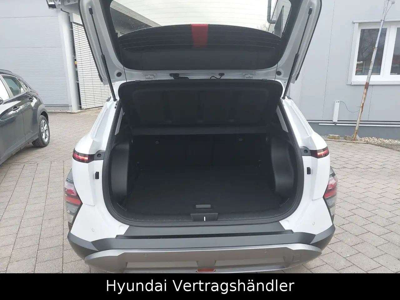 Hyundai KONA Trend Hybrid 2WD — Galería del vehículo 11