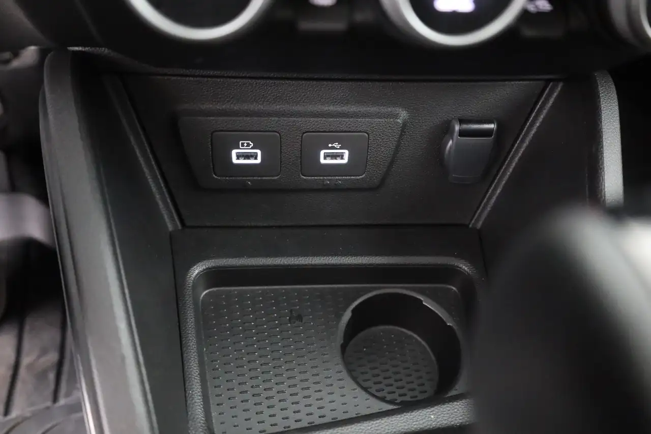 Dacia Duster 1.3 TCe Aut. Extreme LED Navi 360° DAB — معرض صور السيارة 13