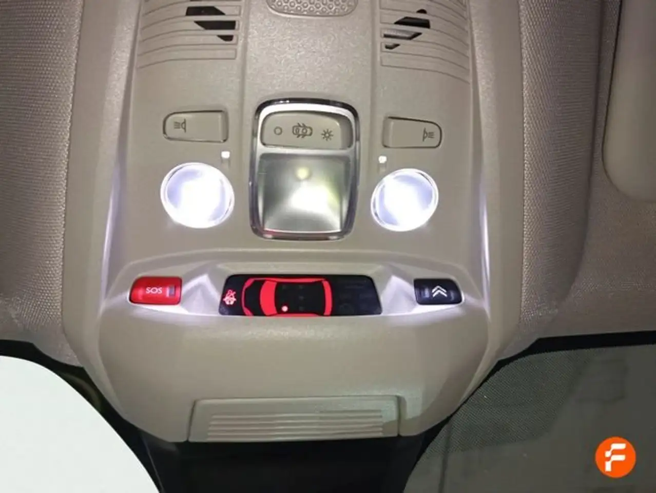 Citroen C5 Aircross HYBRID 100kW (136CV) e-DCS6 Max — Vehicle gallery 27