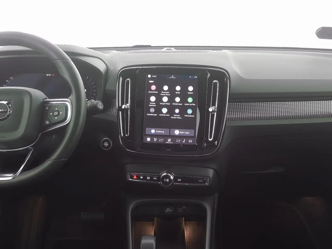 Volvo XC40 B4 Ultra Black Edition 360°GSHD*20"ACC — Galerie du véhicule 6