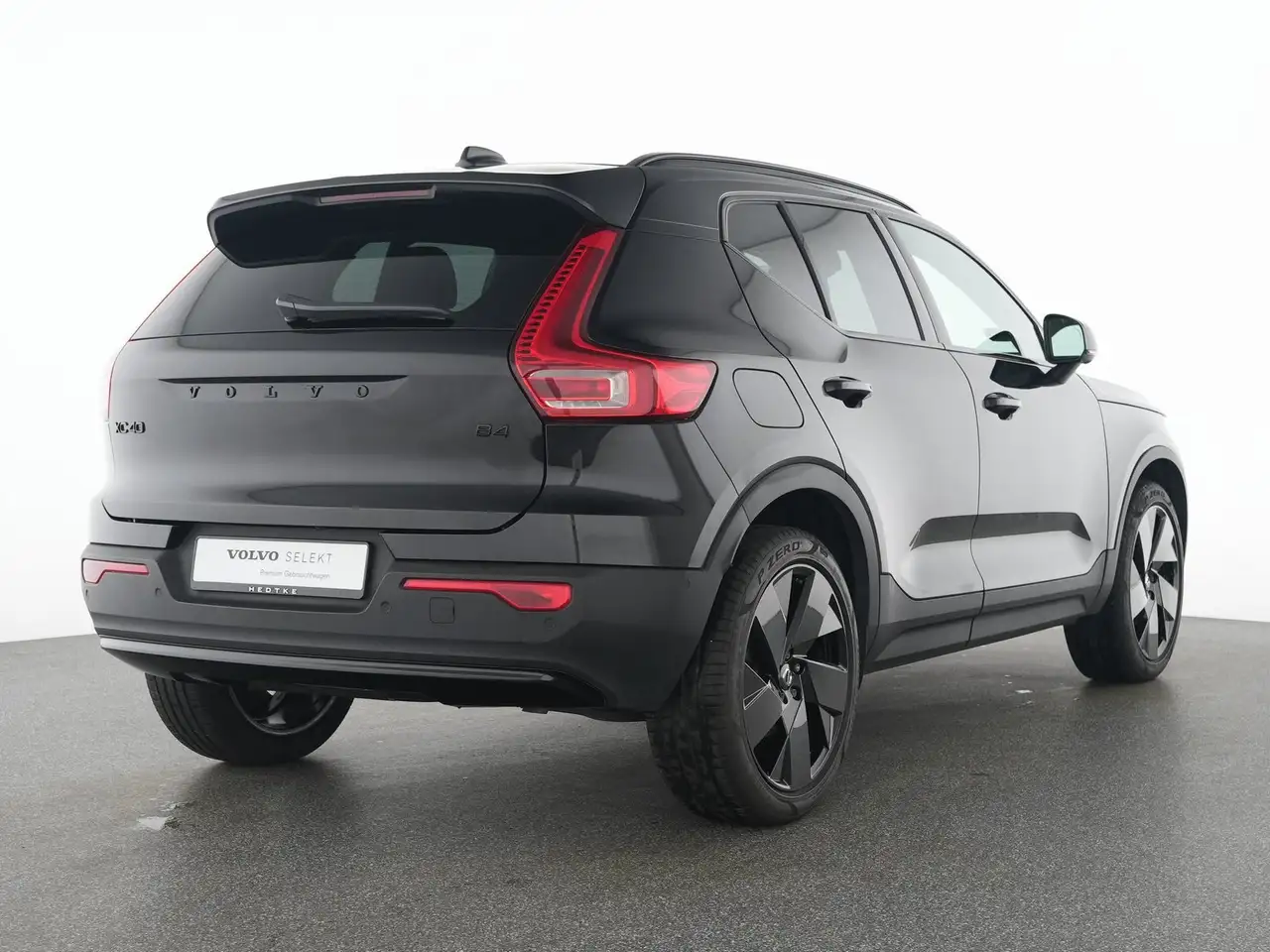 Volvo XC40 B4 Ultra Black Edition 360°GSHD*20"ACC — Galerie du véhicule 2