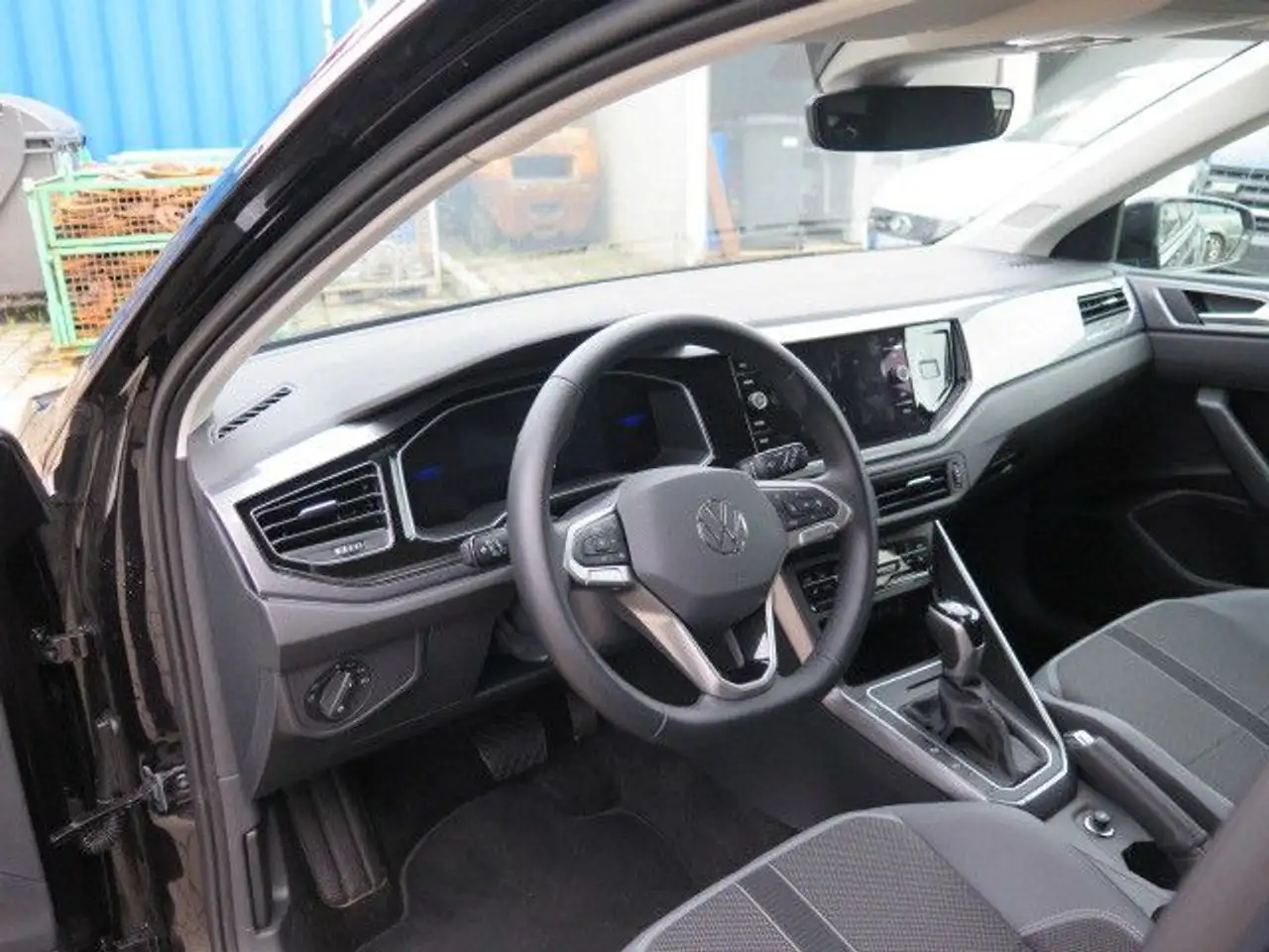 Volkswagen Polo VI Style DSG Matrix beam — معرض صور السيارة 7