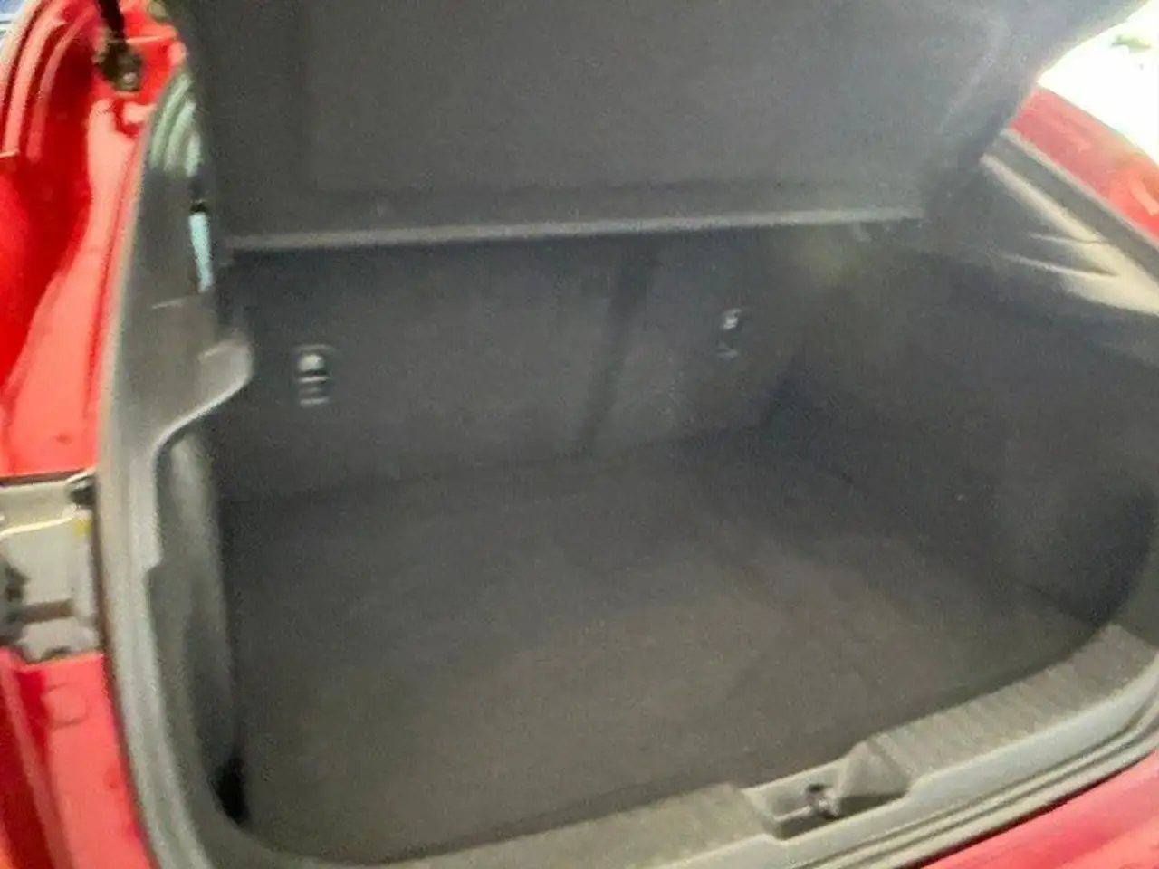 Mazda CX-30 2.5L e-SKYACTIV G MHEV 103kW Centre-Line — Vehicle gallery 8