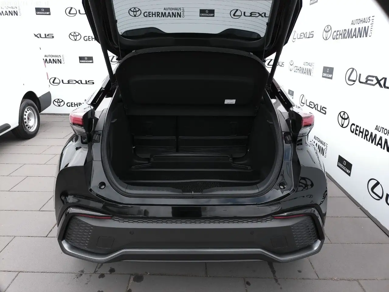 Toyota C-HR Hybrid AWD GR Sport Premiere *HUD*360 Grad* — معرض صور السيارة 20