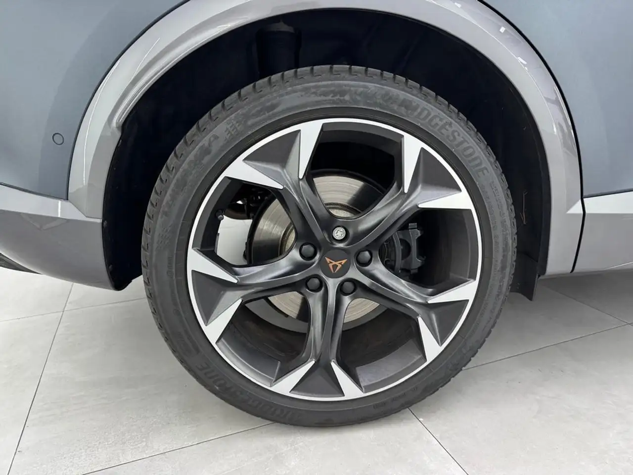 CUPRA Formentor 2.0 TSI 310 VZ DSG 4Drive — معرض صور السيارة 8