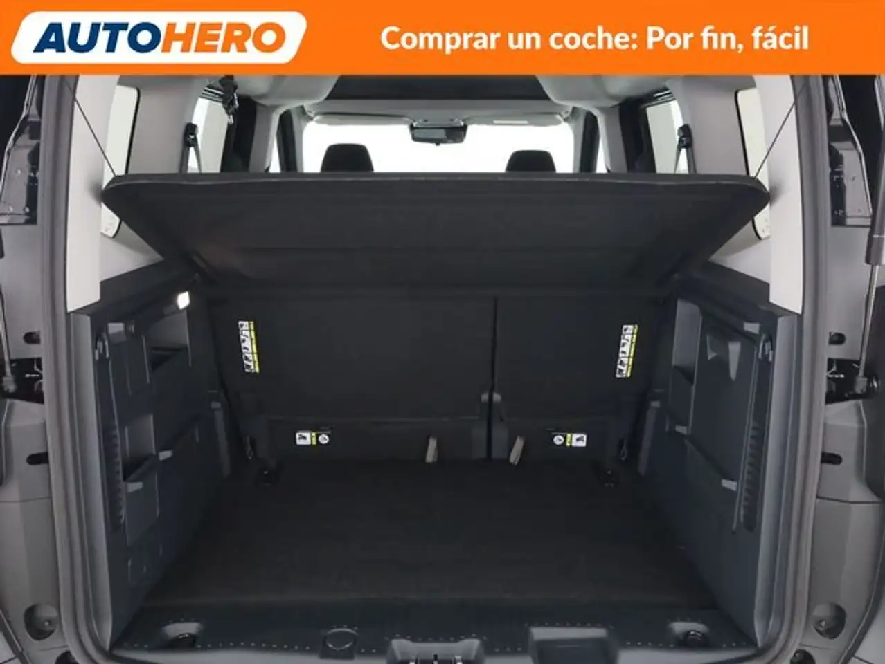 Ford Tourneo Courier 1.0 Ecoboost Titanium — معرض صور السيارة 18