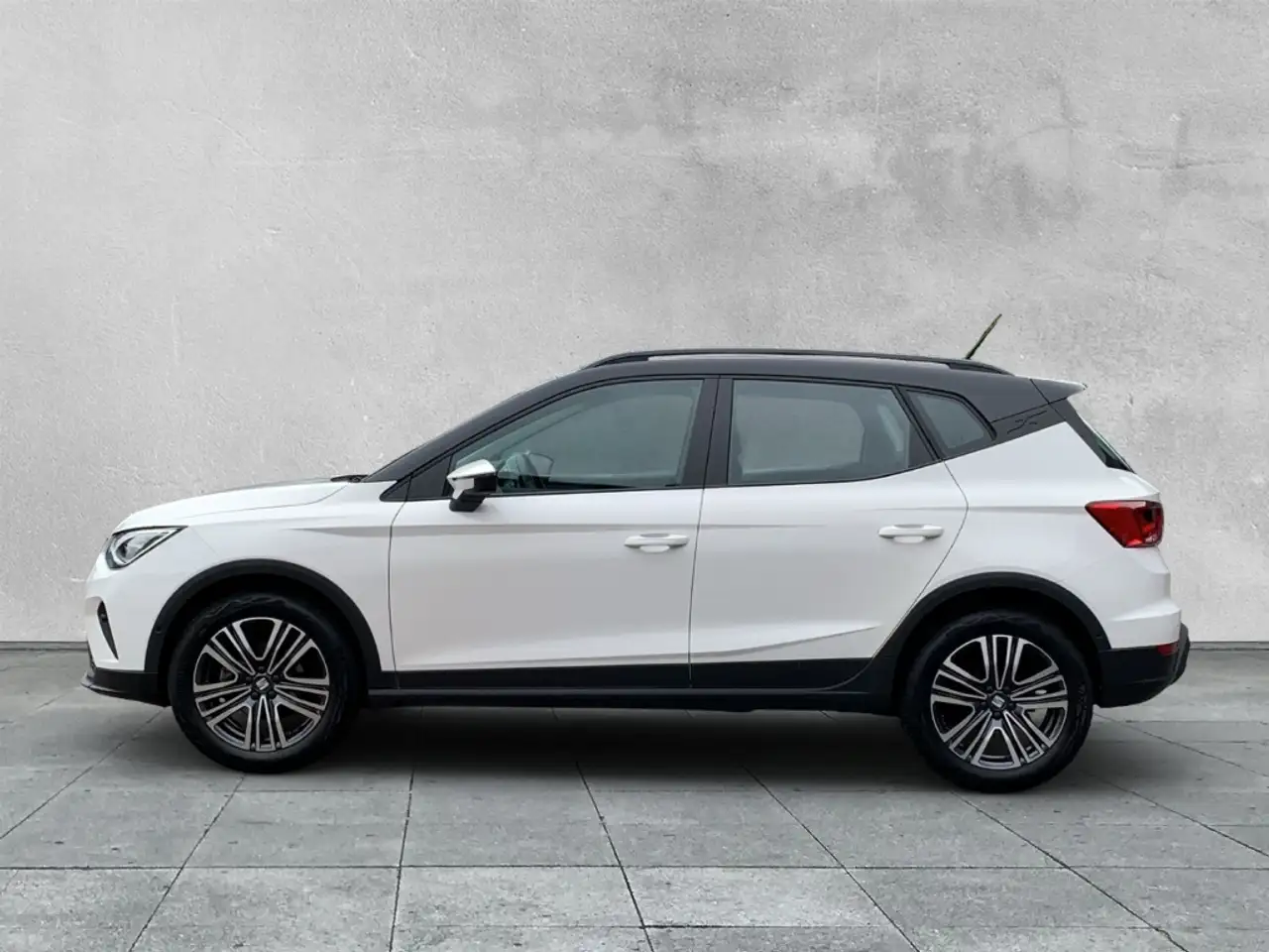 SEAT Arona 1.0 TSI Style Edition KAMERA+NAVI+PDC+SHZ+ — معرض صور السيارة 2